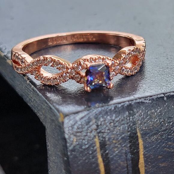 Rose Gold Plated Infinity Knot Ring with Simulated Sapphire - Size 10 - Picture 5 of 10